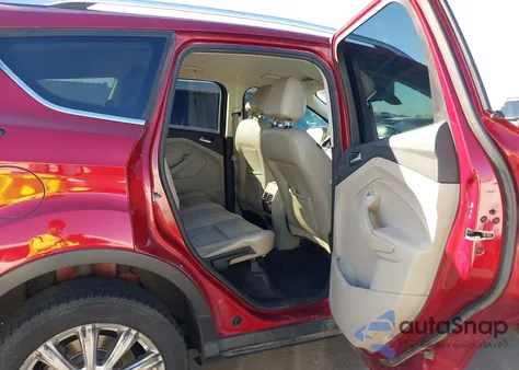 2017 Ford Escape Titanium z USA, uszkodzony, nr VIN 1FMCU9J96HUF08797